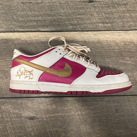 Rare Nike Dunk Low GS 'Rave Pink Gold' - Picture 10 of 16